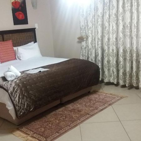 Nongoma Lodge & Inn Cc Room photo